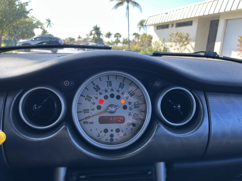 2005 Mini Mini Cooper S 1st Gen - Image 12 of 14