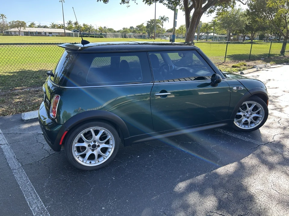 2005 Mini Mini Cooper S 1st Gen - Image 7 of 14