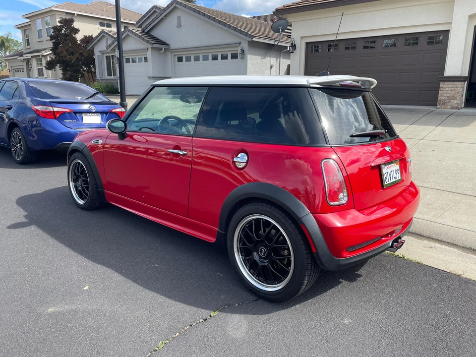 2005 Mini Mini Cooper S 1st Gen - Image 11 of 31