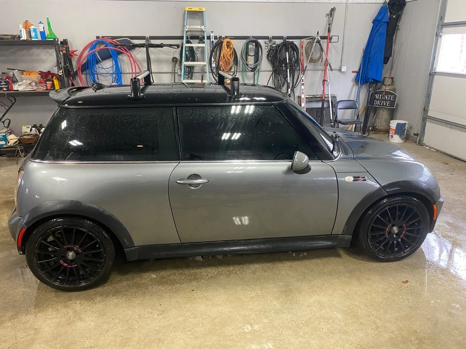 2005 Mini Mini Cooper S 1st Gen - Image 2 of 9