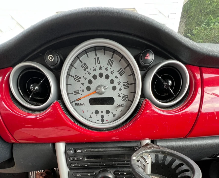 2005 Mini Mini Cooper S 1st Gen - Image 5 of 31