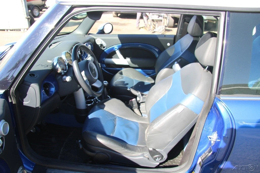 2005 Mini Mini Cooper S 1st Gen - Image 13 of 21