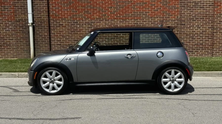 2005 Mini Mini Cooper S 1st Gen - Image 2 of 10