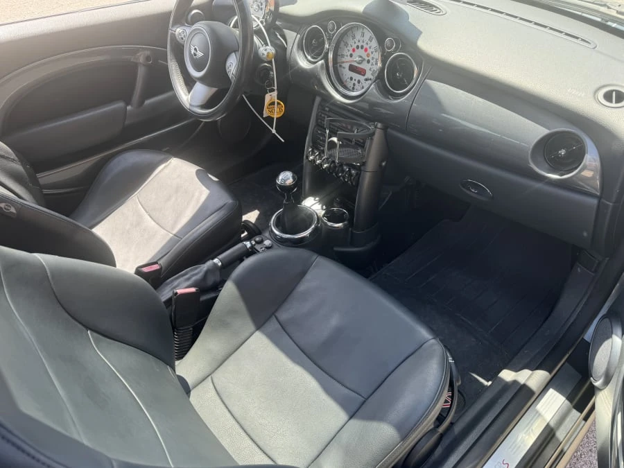2005 Mini Mini Cooper S 1st Gen - Image 8 of 10