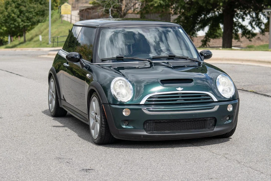 2005 Mini Mini Cooper S 1st Gen - Image 19 of 31