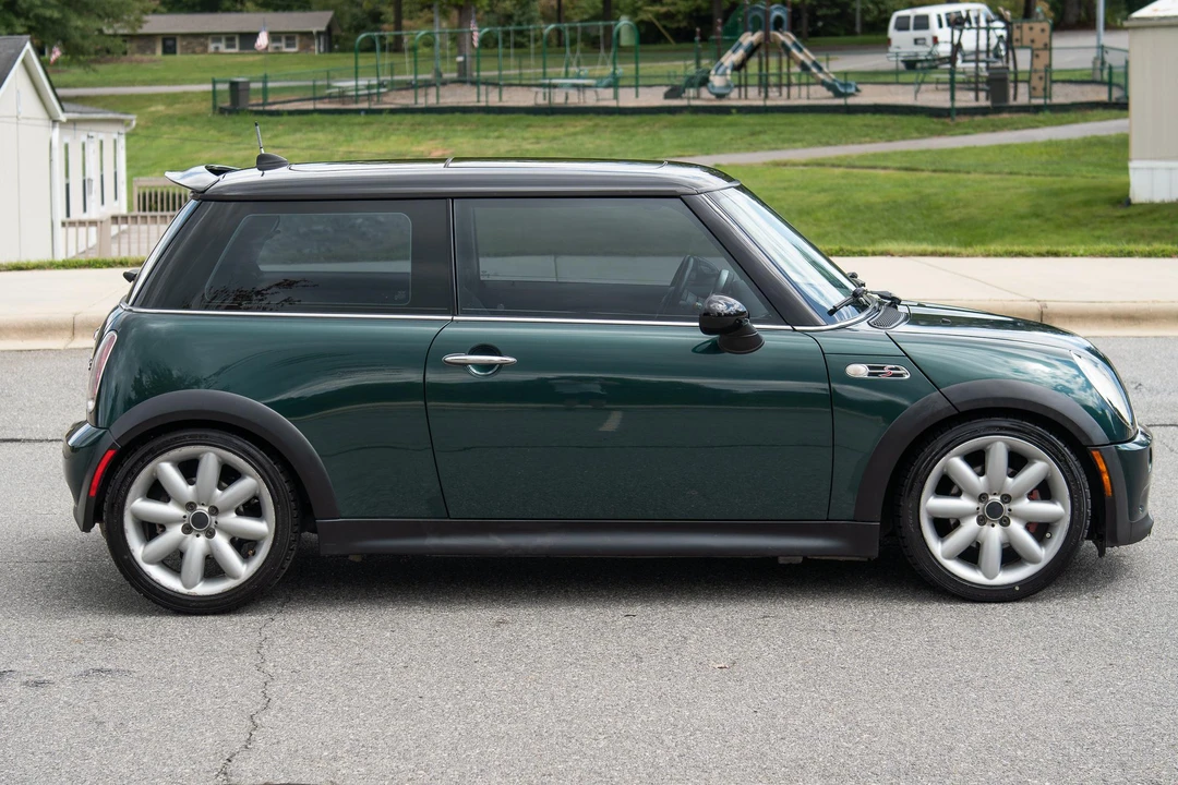 2005 Mini Mini Cooper S 1st Gen - Image 17 of 31
