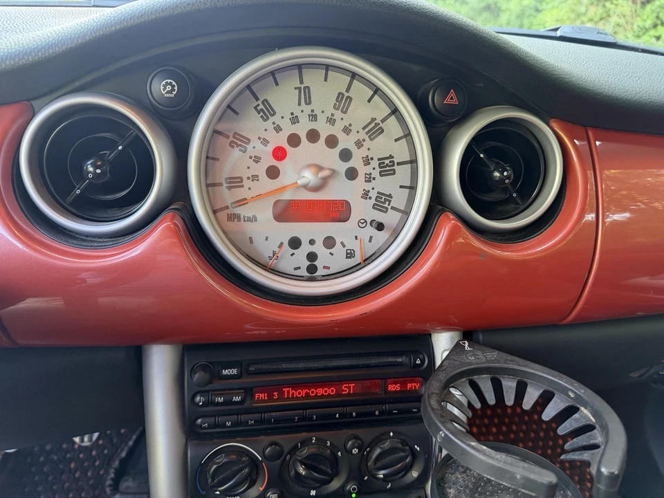 2005 Mini Mini Cooper S 1st Gen - Image 16 of 26