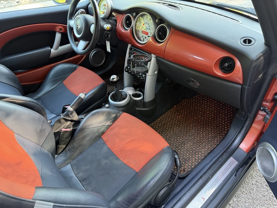 2005 Mini Mini Cooper S 1st Gen - Image 18 of 26