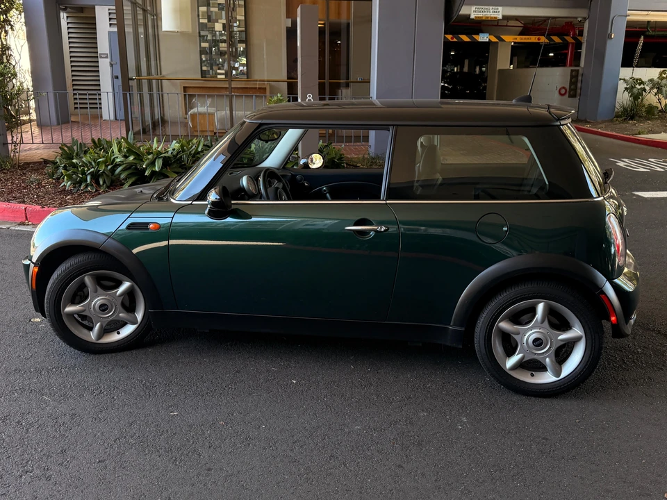 2005 Mini Mini 1st Gen - Image 7 of 31