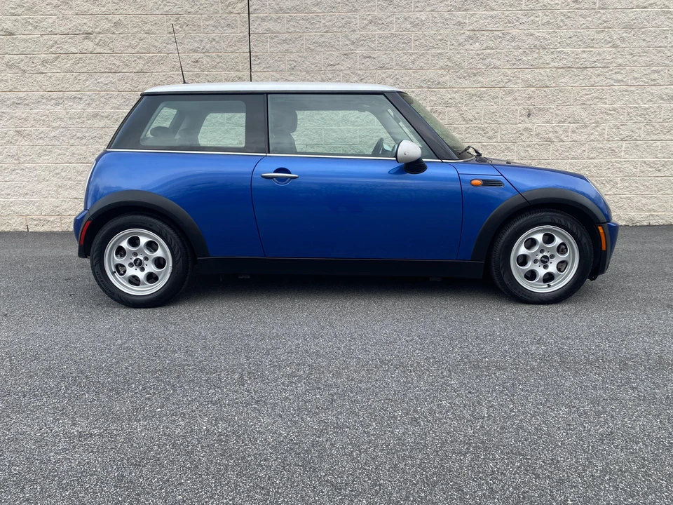 2005 Mini Mini 1st Gen - Image 9 of 31