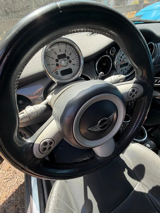 2005 Mini Mini 1st Gen - Image 2 of 16