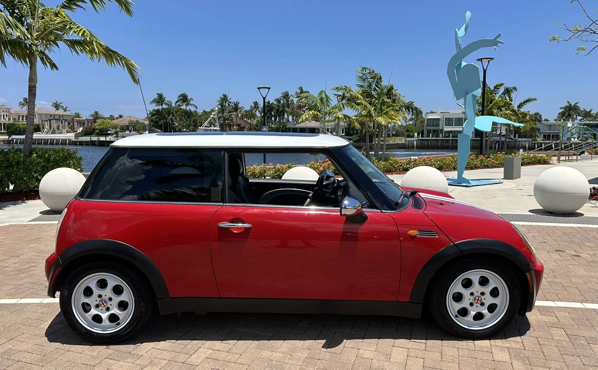 2005 Mini Mini 1st Gen - Image 3 of 30