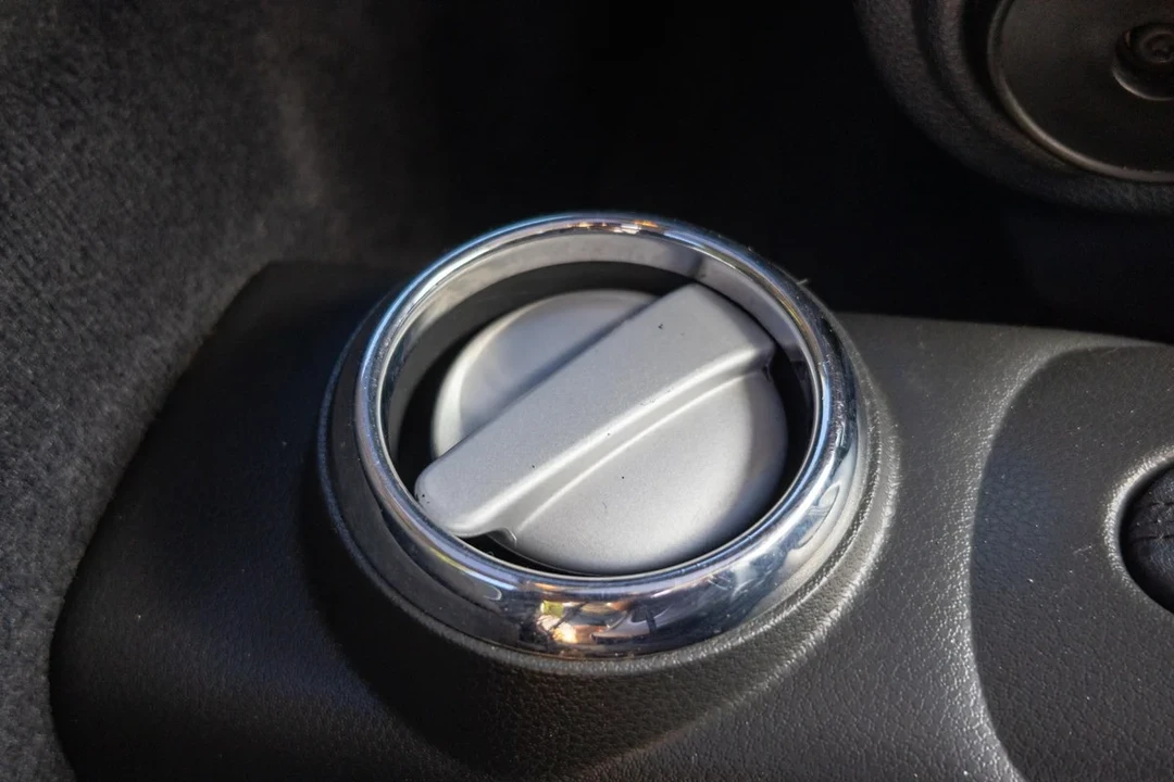 2005 Mini Mini John Cooper Works 1st Gen - Image 27 of 30
