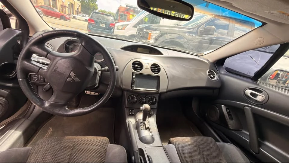 2005 Mitsubishi 3000GT - Image 10 of 10