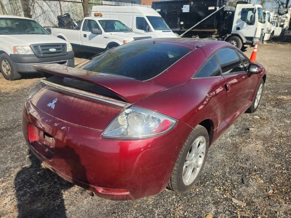 2005 Mitsubishi Eclipse 3rd Gen - Image 8 of 13