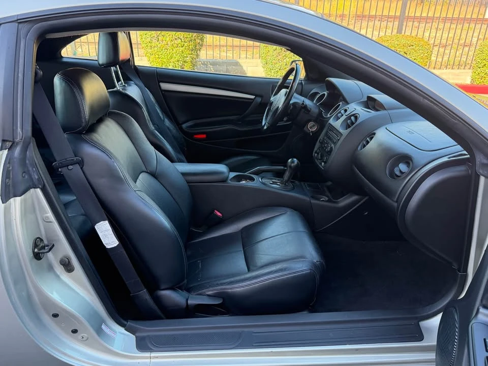 2005 Mitsubishi Eclipse 3rd Gen - Image 9 of 12