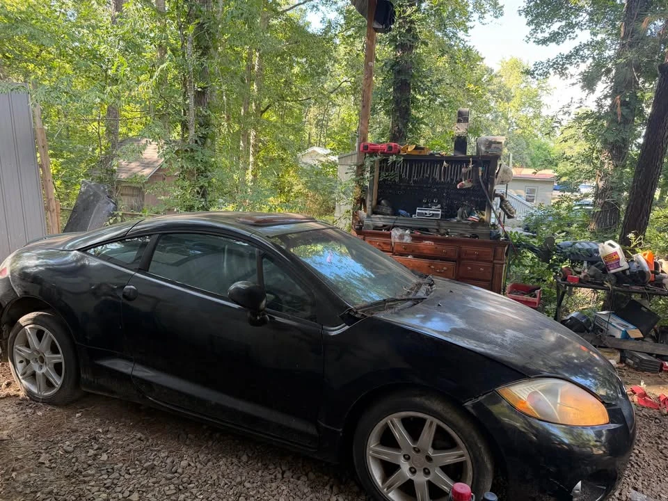 2005 Mitsubishi Eclipse 3rd Gen - Image 2 of 3
