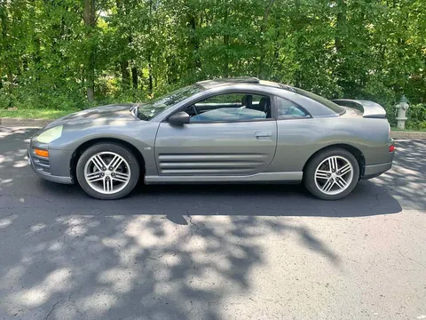 2005 Mitsubishi Eclipse GS Coupe 2D