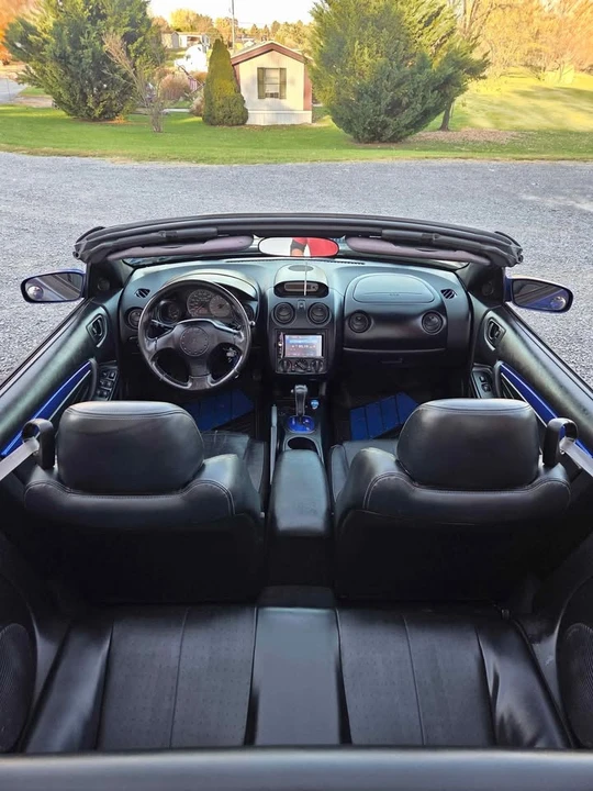 2005 Mitsubishi Eclipse 3rd Gen - Image 9 of 12