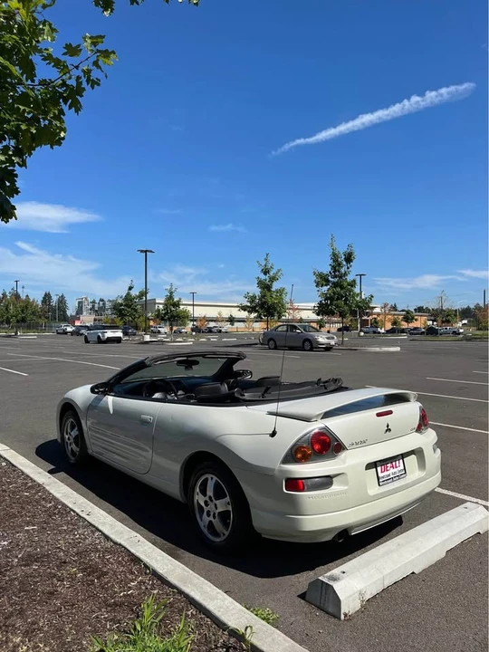 2005 Mitsubishi Eclipse 3rd Gen - Image 6 of 11