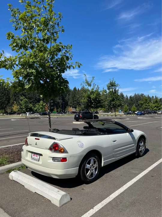 2005 Mitsubishi Eclipse 3rd Gen - Image 5 of 11