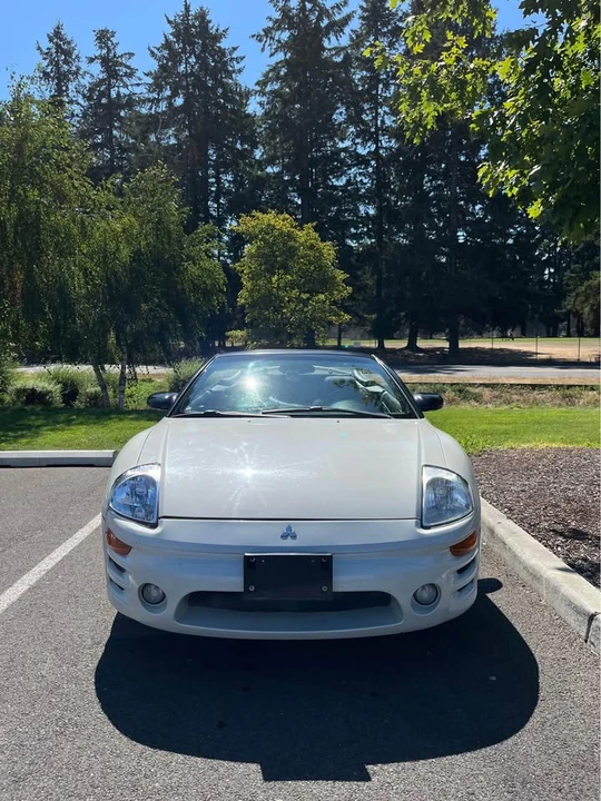 2005 Mitsubishi Eclipse 3rd Gen - Image 3 of 11