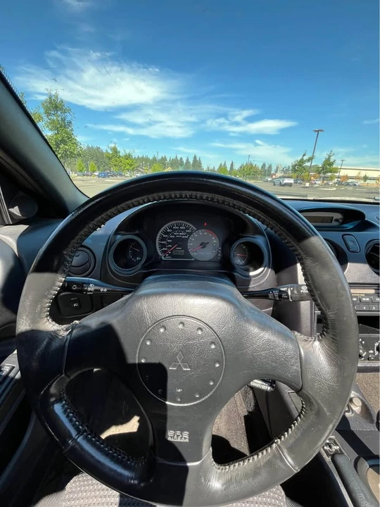 2005 Mitsubishi Eclipse 3rd Gen - Image 8 of 11