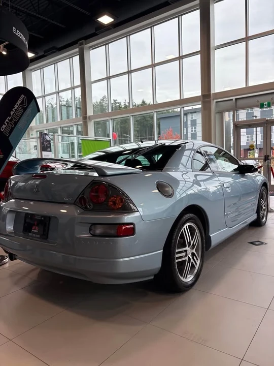 2005 Mitsubishi Eclipse 3rd Gen - Image 3 of 4