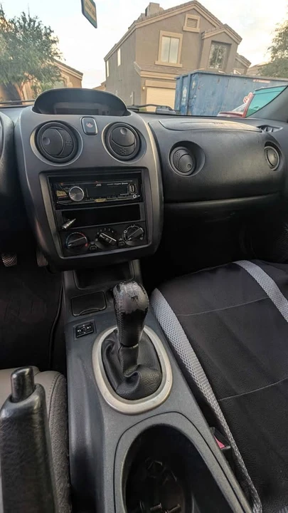 2005 Mitsubishi Eclipse 3rd Gen - Image 5 of 8
