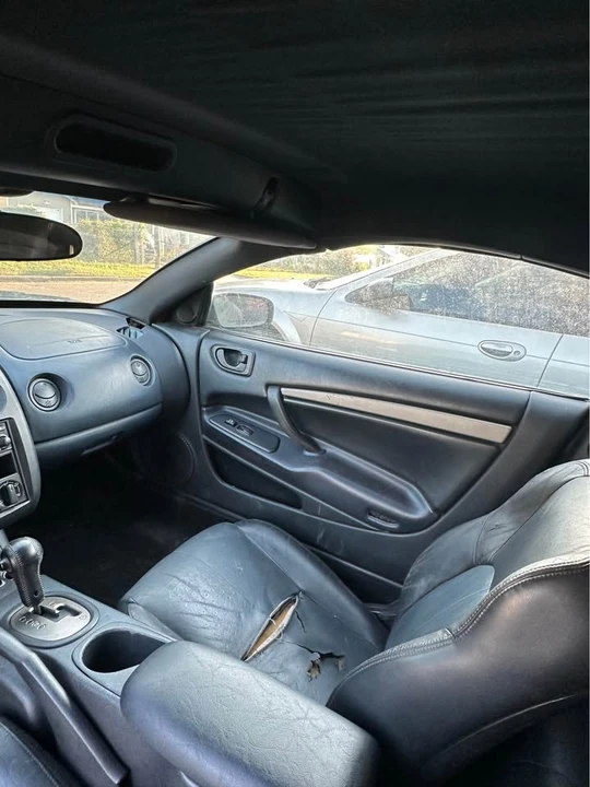 2005 Mitsubishi Eclipse 3rd Gen - Image 10 of 10