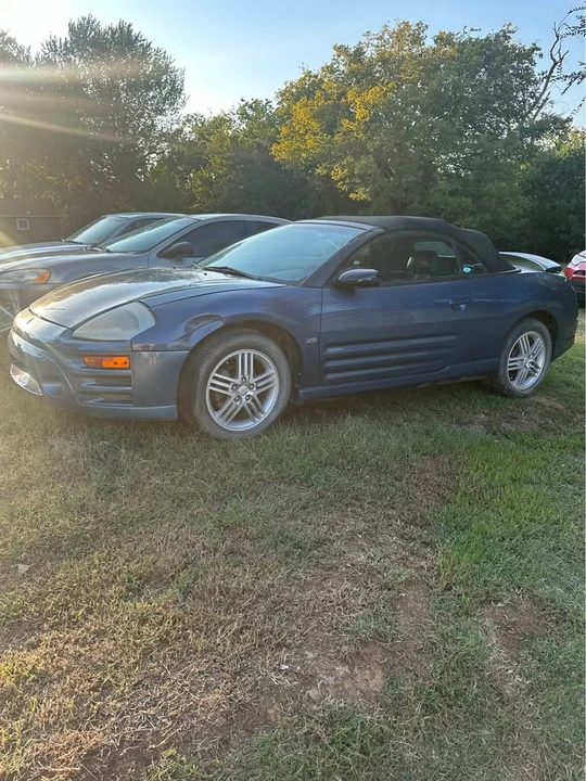 2005 Mitsubishi Eclipse 3rd Gen - Image 2 of 10