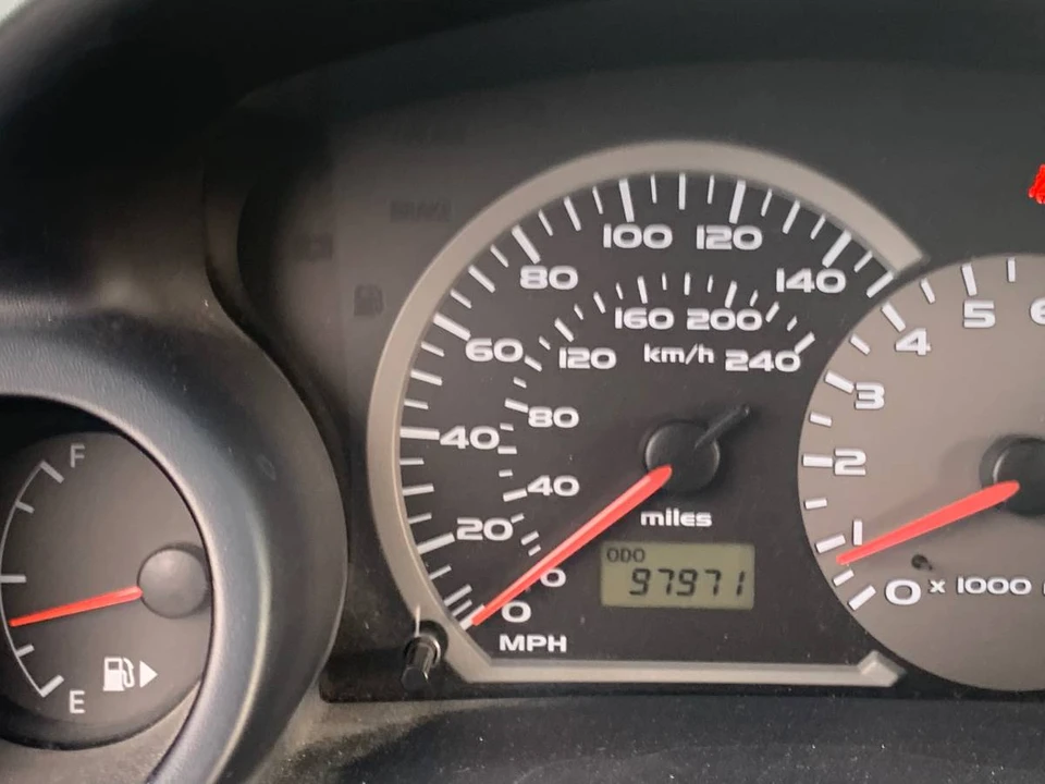 2005 Mitsubishi Eclipse 3rd Gen - Image 11 of 15