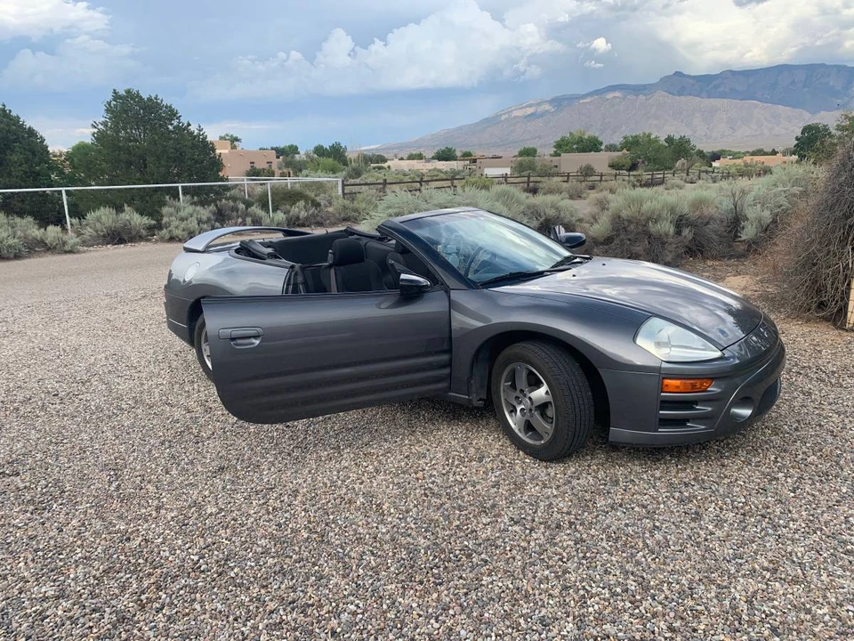 2005 Mitsubishi Eclipse 3rd Gen - Image 9 of 15