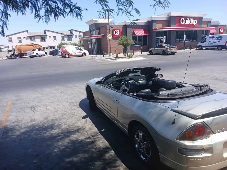 2005 Mitsubishi Eclipse 3rd Gen - Image 3 of 5