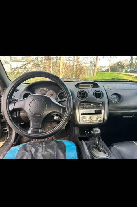 2005 Mitsubishi Eclipse 3rd Gen - Image 8 of 9