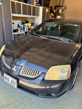 2005 Mitsubishi Galant DE Sedan 4D