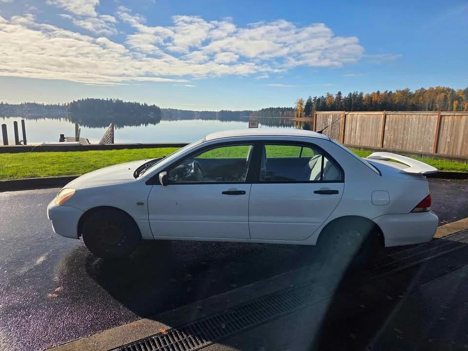 2005 Mitsubishi Lancer 8th Gen - Image 2 of 6