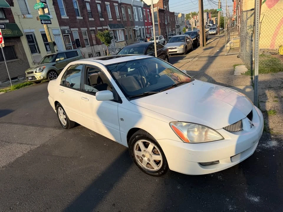2005 Mitsubishi Lancer 8th Gen - Image 3 of 9