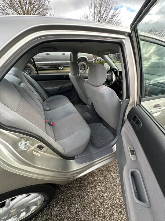 2005 Mitsubishi Lancer 8th Gen - Image 5 of 10
