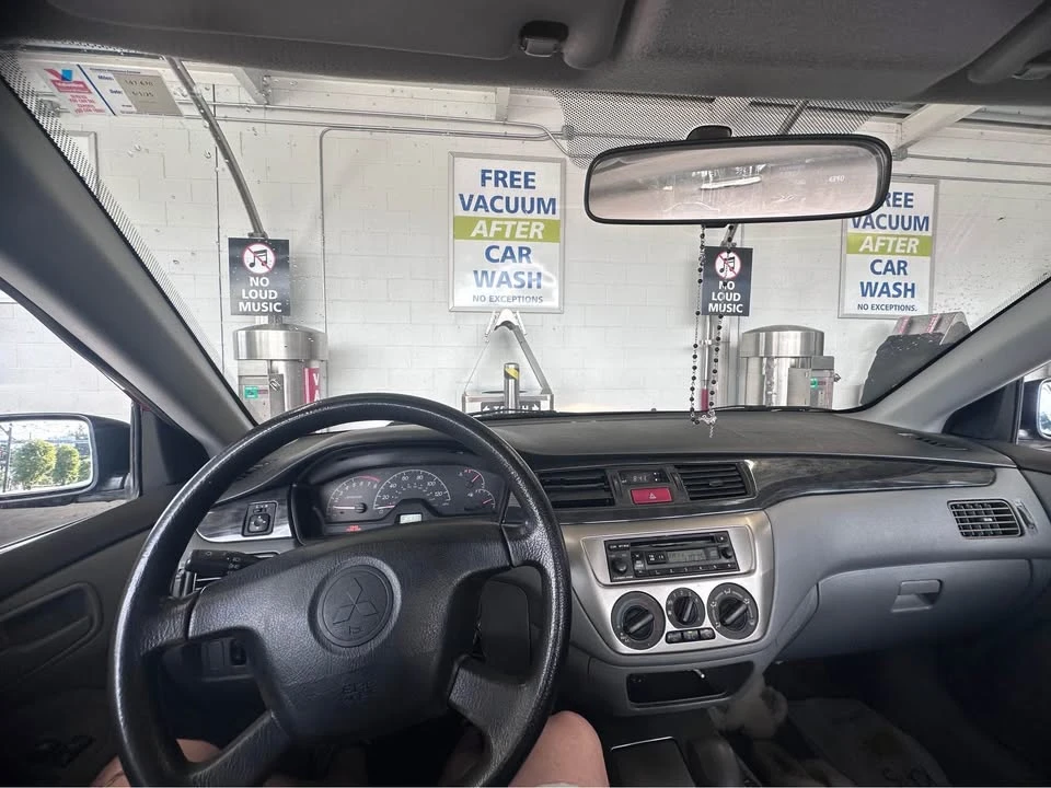 2005 Mitsubishi Lancer 9th Gen - Image 2 of 10