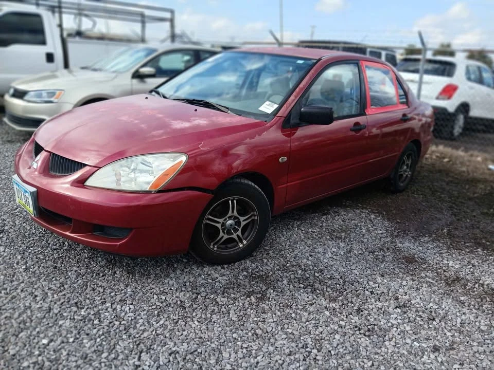 2005 Mitsubishi Lancer 8th Gen - Image 3 of 4