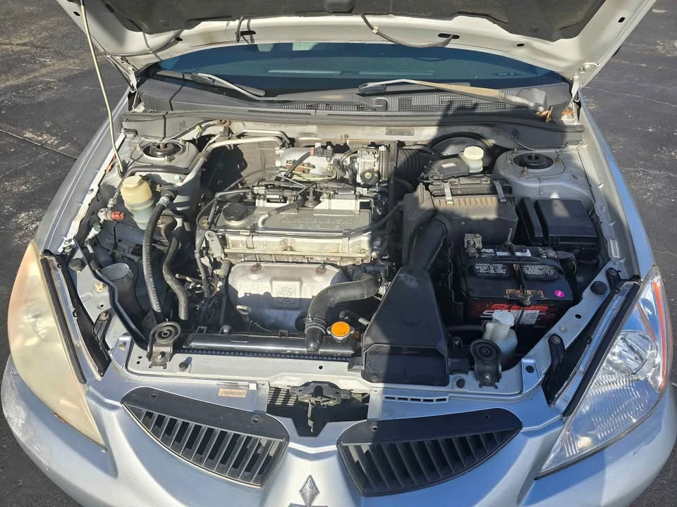 2005 Mitsubishi Lancer 8th Gen - Image 8 of 10
