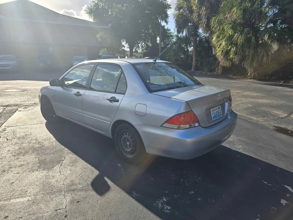 2005 Mitsubishi Lancer 8th Gen - Image 4 of 10