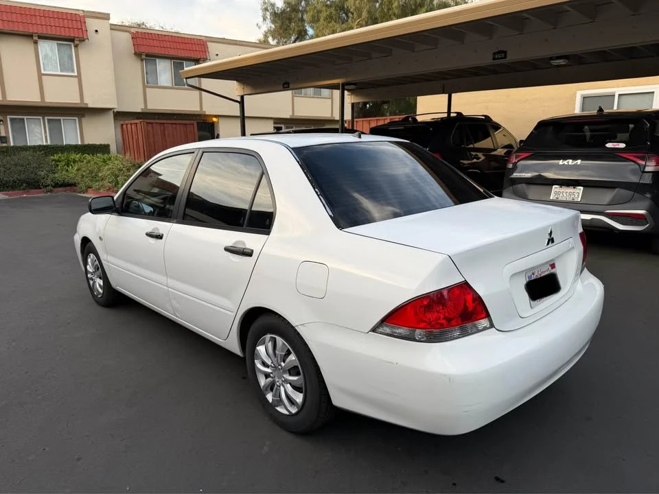 2005 Mitsubishi Lancer 8th Gen - Image 4 of 9