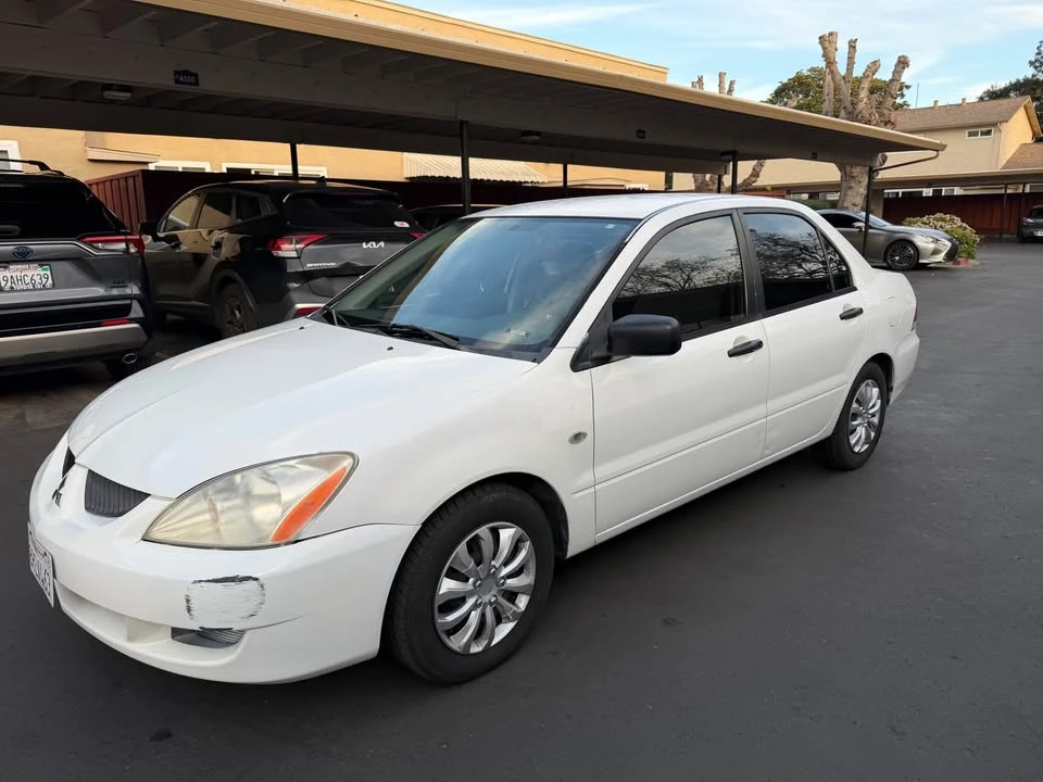 2005 Mitsubishi Lancer 8th Gen - Image 5 of 9