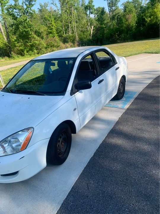 2005 Mitsubishi Lancer 8th Gen - Image 2 of 5
