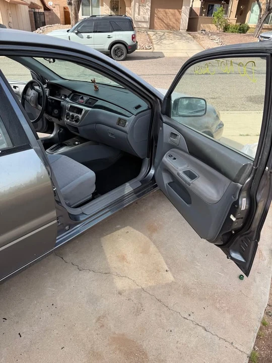 2005 Mitsubishi Lancer 8th Gen - Image 5 of 9