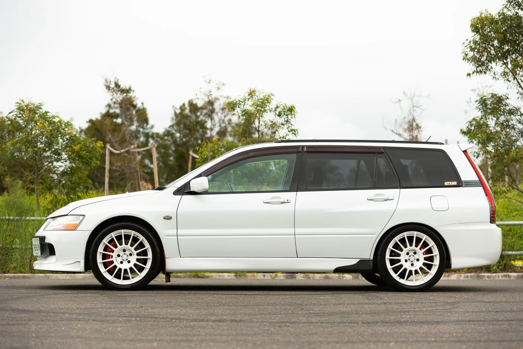 2005 Mitsubishi Lancer Evolution IX 8th Gen - Image 8 of 31