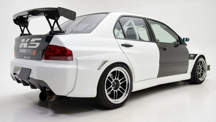 2005 Mitsubishi Lancer - Image 2 of 12