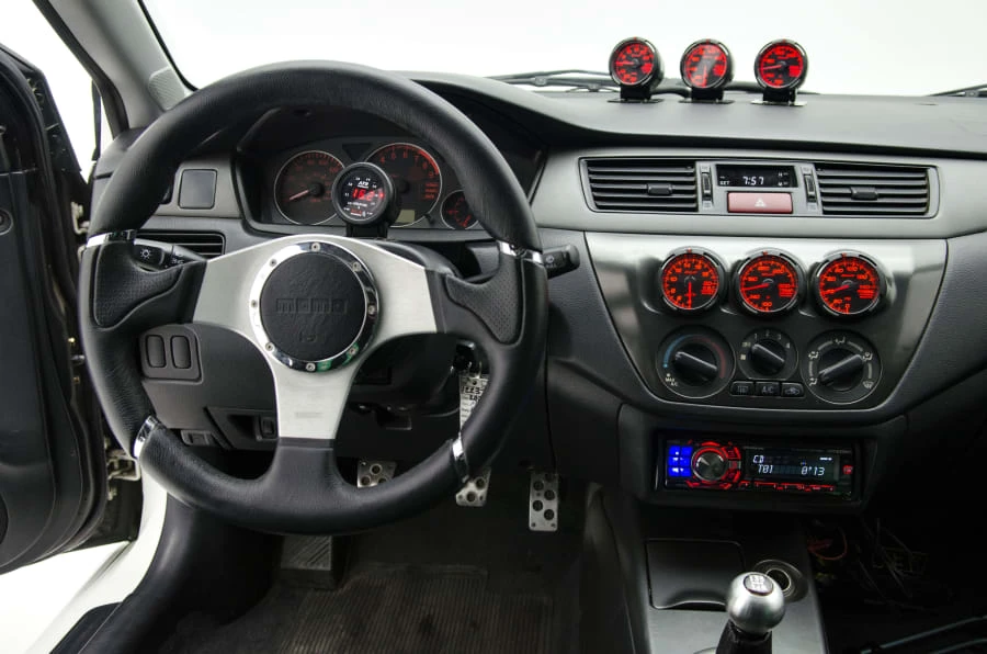 2005 Mitsubishi Lancer - Image 5 of 12